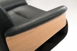 Hjort Knudsen London Sähkötoiminen Mekanismituoli, Nahkaverhoilu 13 Hjort Knudsen London Sähkötoiminen Mekanismituoli, Nahkaverhoilu -Makuuhuone Myyntikauppa 2000067143 130 Hjort Knudsen London 130 2