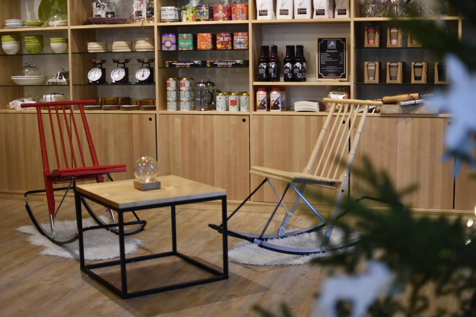 Esla Nordic- Keinutuoli, Lakattu Koivu. 2 Esla Nordic- Keinutuoli, Lakattu Koivu. - Image 2