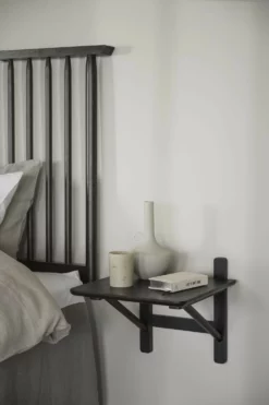 Rowico Camrose Yöpöytä Musta