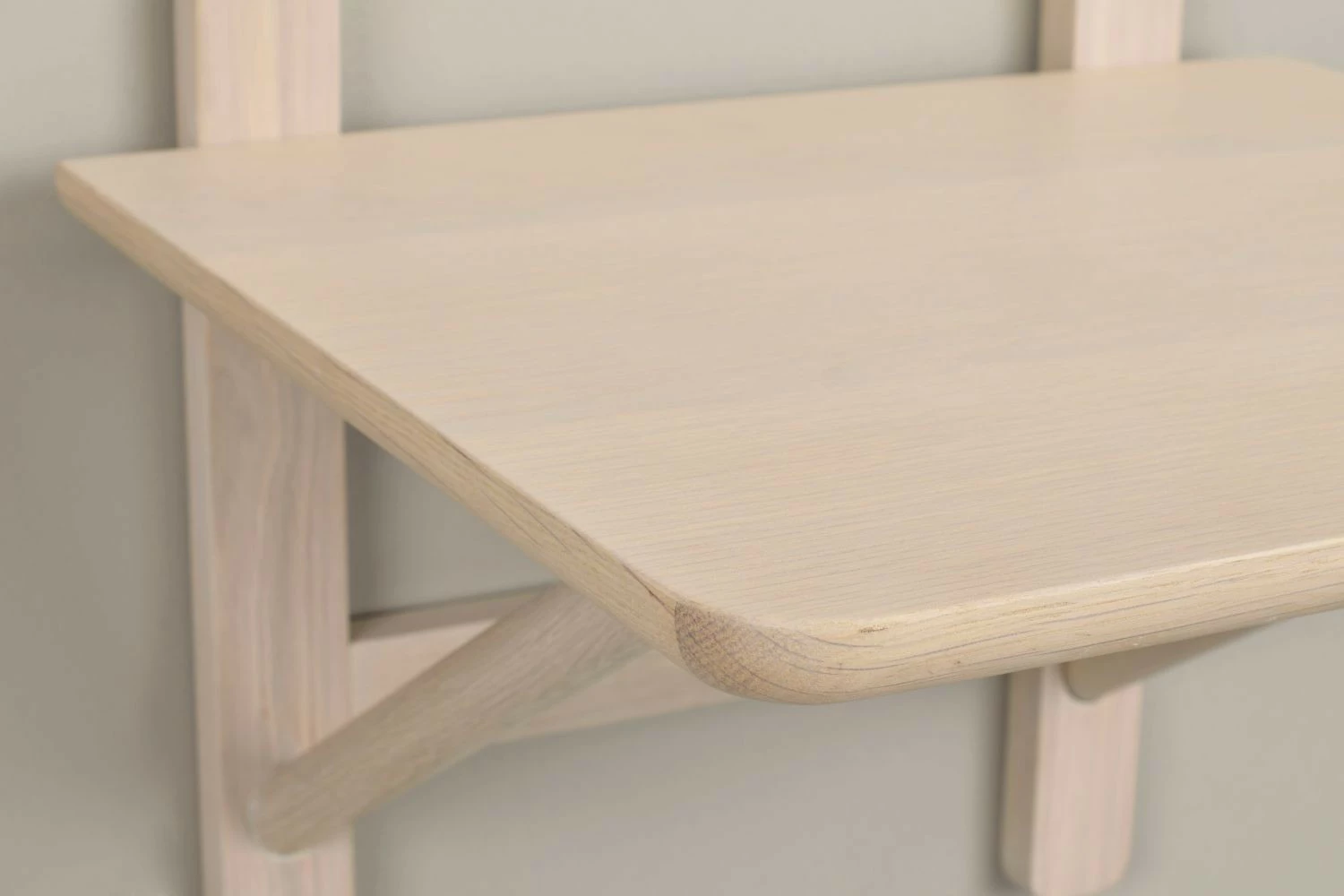 Rowico Camrose Yöpöytä Valkopesty 4 Rowico Camrose Yöpöytä Valkopesty - Image 4