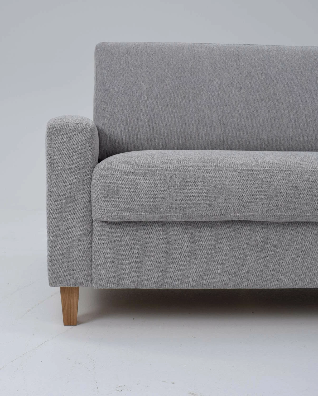 Pohjanmaan Aada 3-istuttava Sohva Harmaa Gemma Kangas 3 Pohjanmaan Aada 3-istuttava Sohva Harmaa Gemma Kangas - Image 3